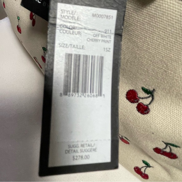 NWT MARC BY MARC JACOBS CHERRY TOTE CANVAS - Picture 9 of 12